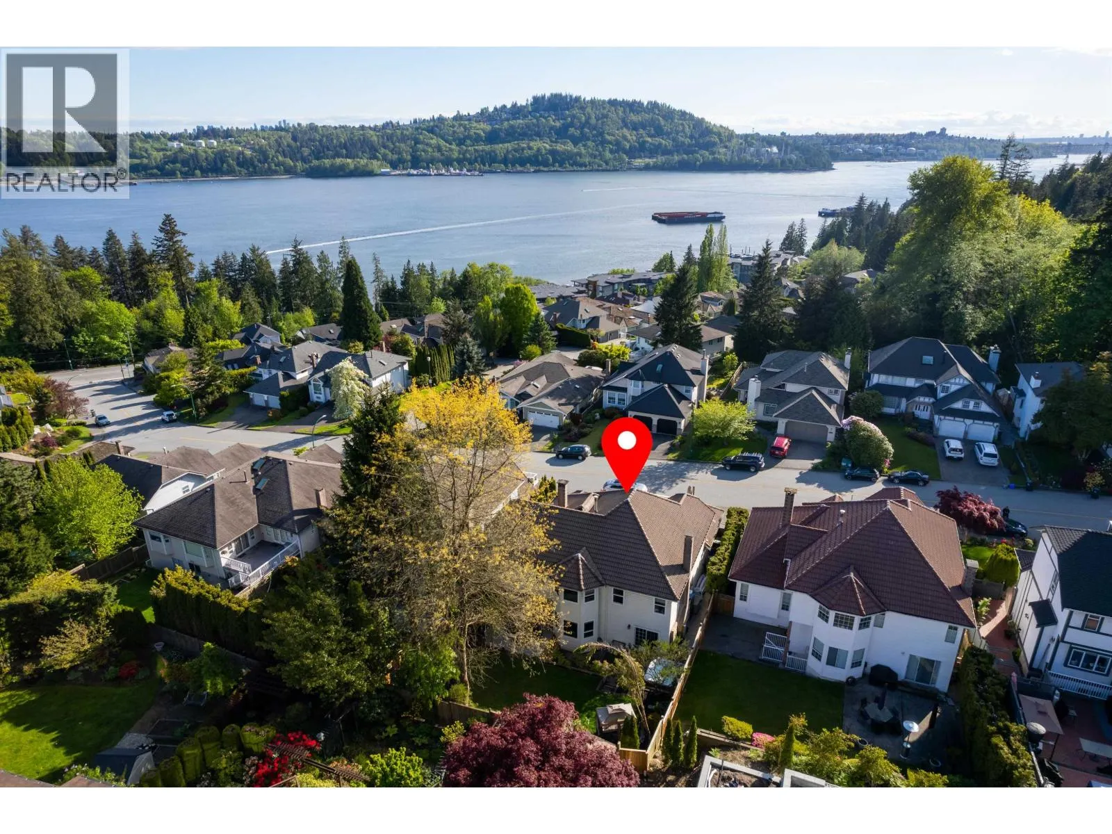 318 ROCHE POINT DRIVE