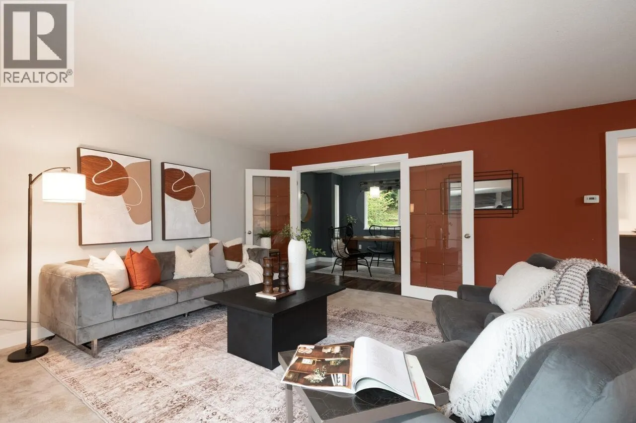 3164 PIER DRIVE