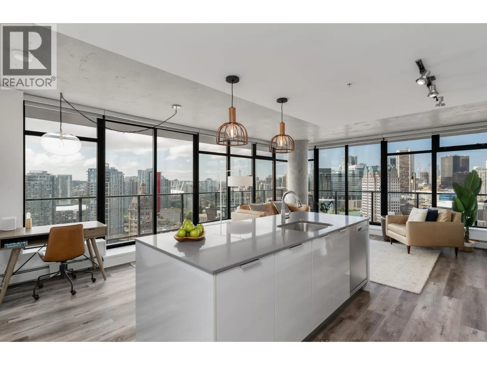 2705 108 W CORDOVA STREET