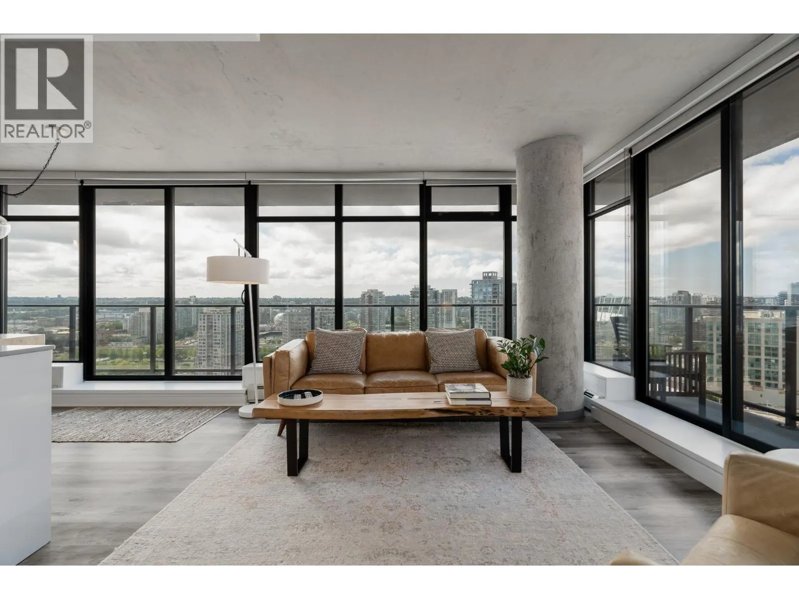 2705 108 W CORDOVA STREET