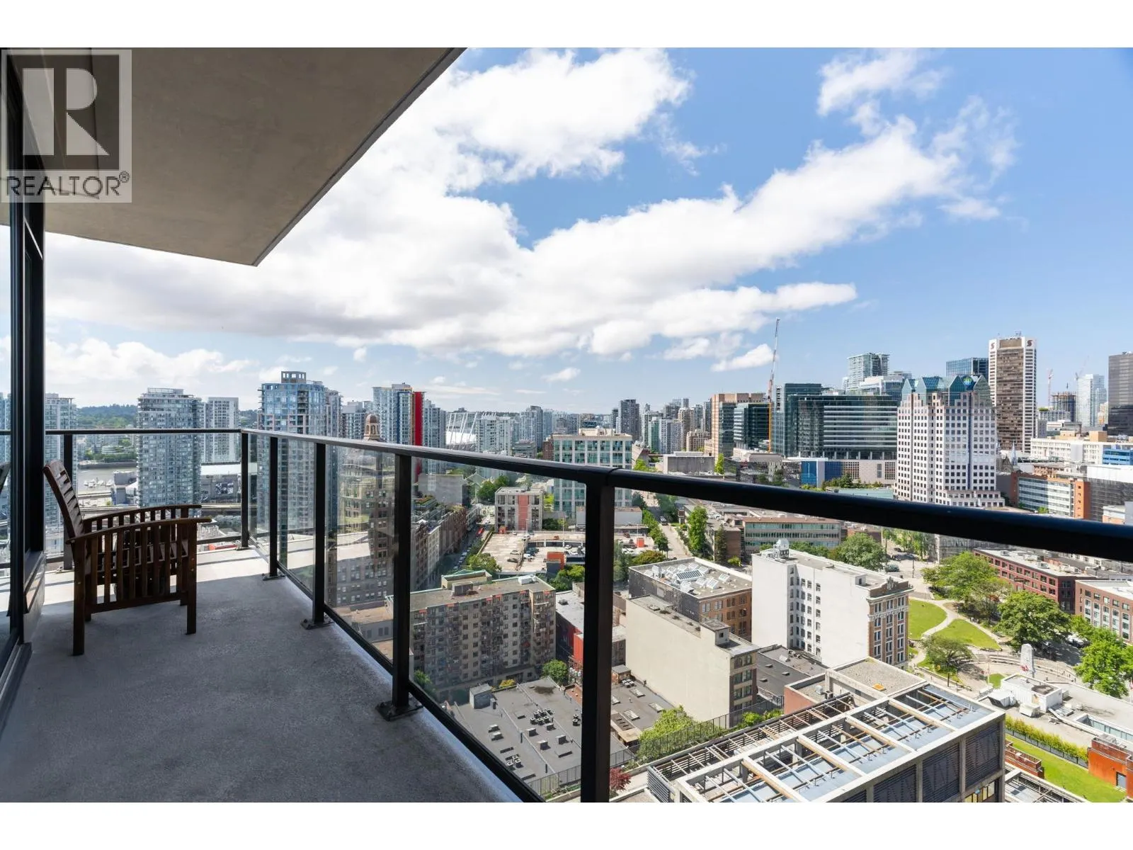 2705 108 W CORDOVA STREET