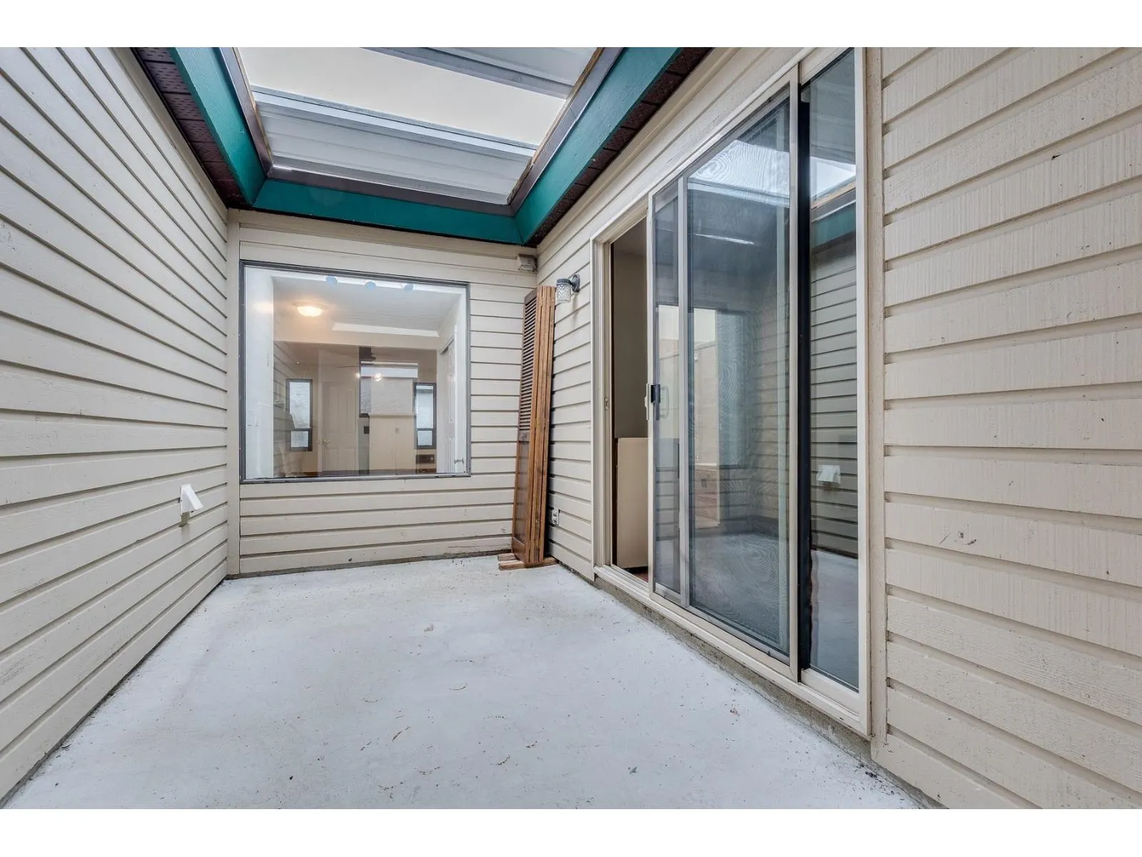 11734 ALDERWOOD CRESCENT