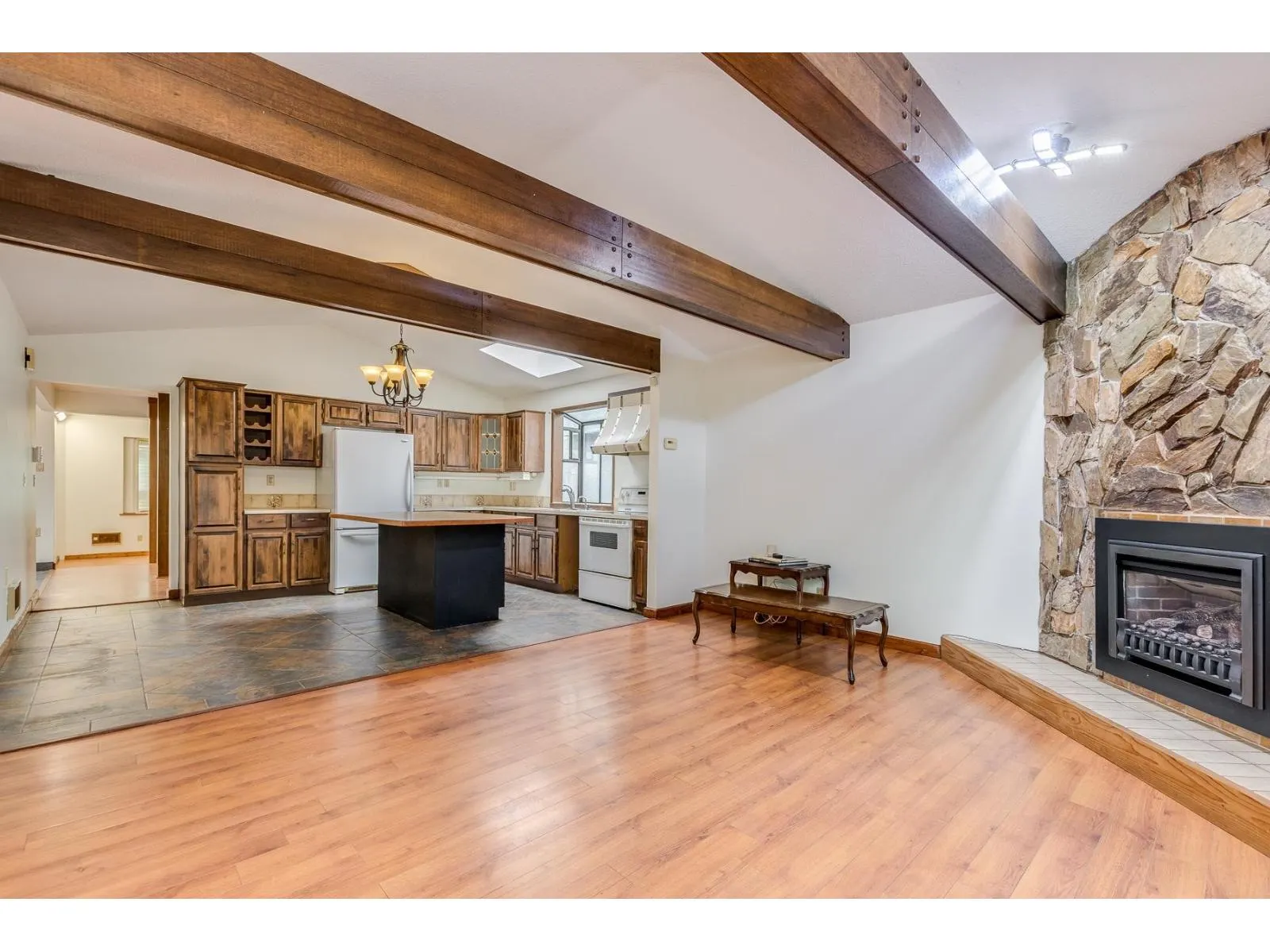 11734 ALDERWOOD CRESCENT