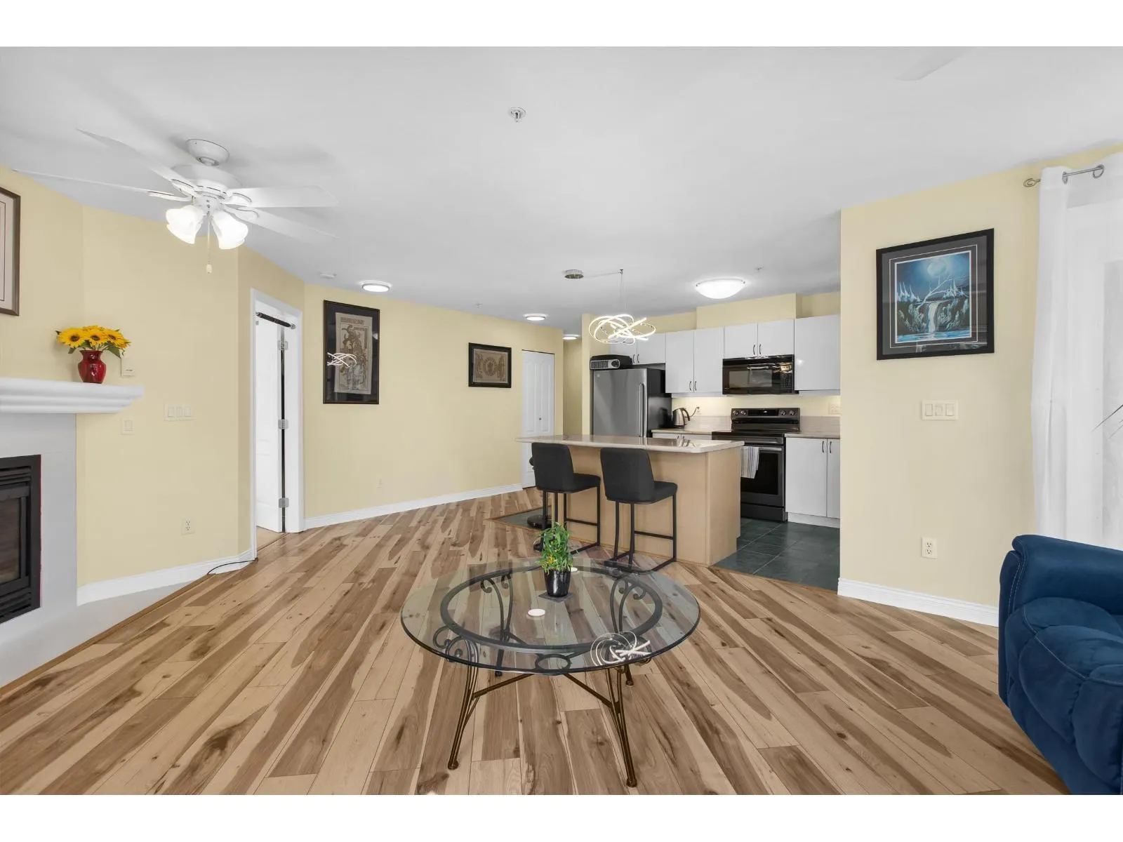 202 20237 54 AVENUE