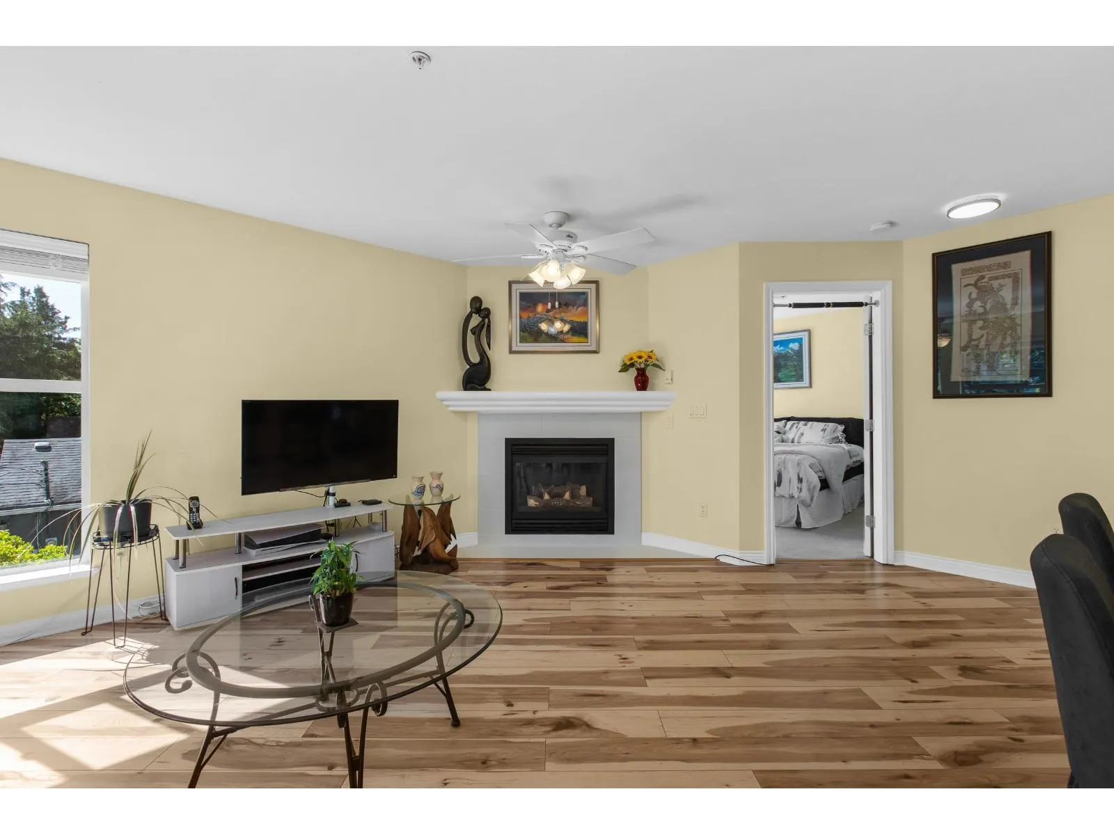 202 20237 54 AVENUE