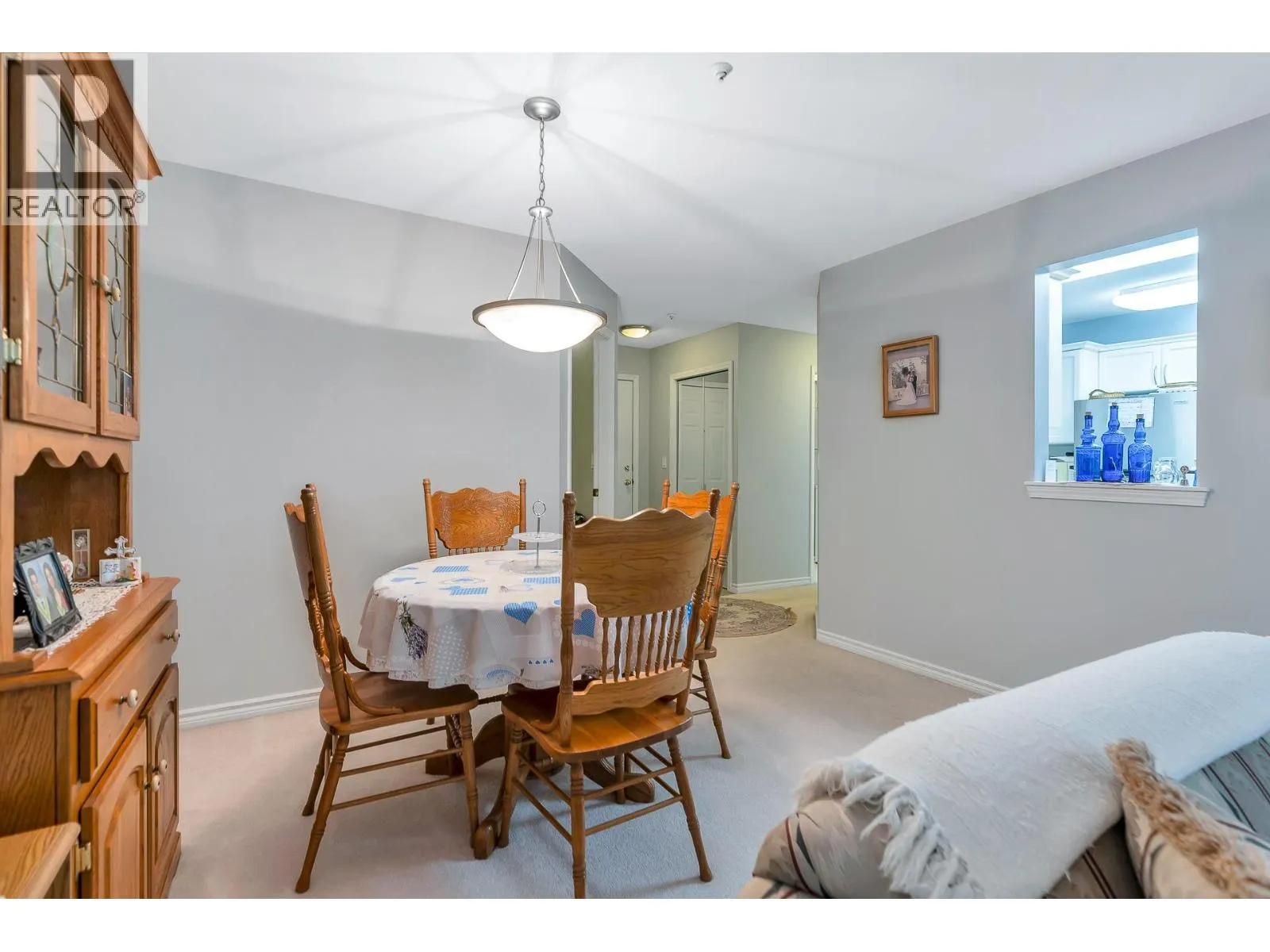 206 1150 LYNN VALLEY ROAD
