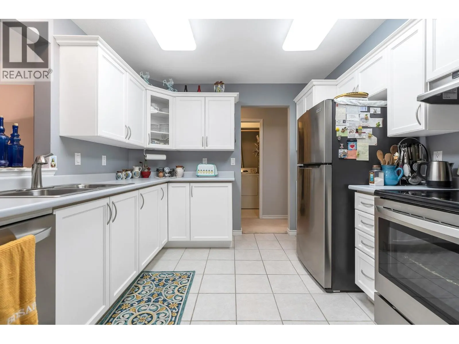 206 1150 LYNN VALLEY ROAD