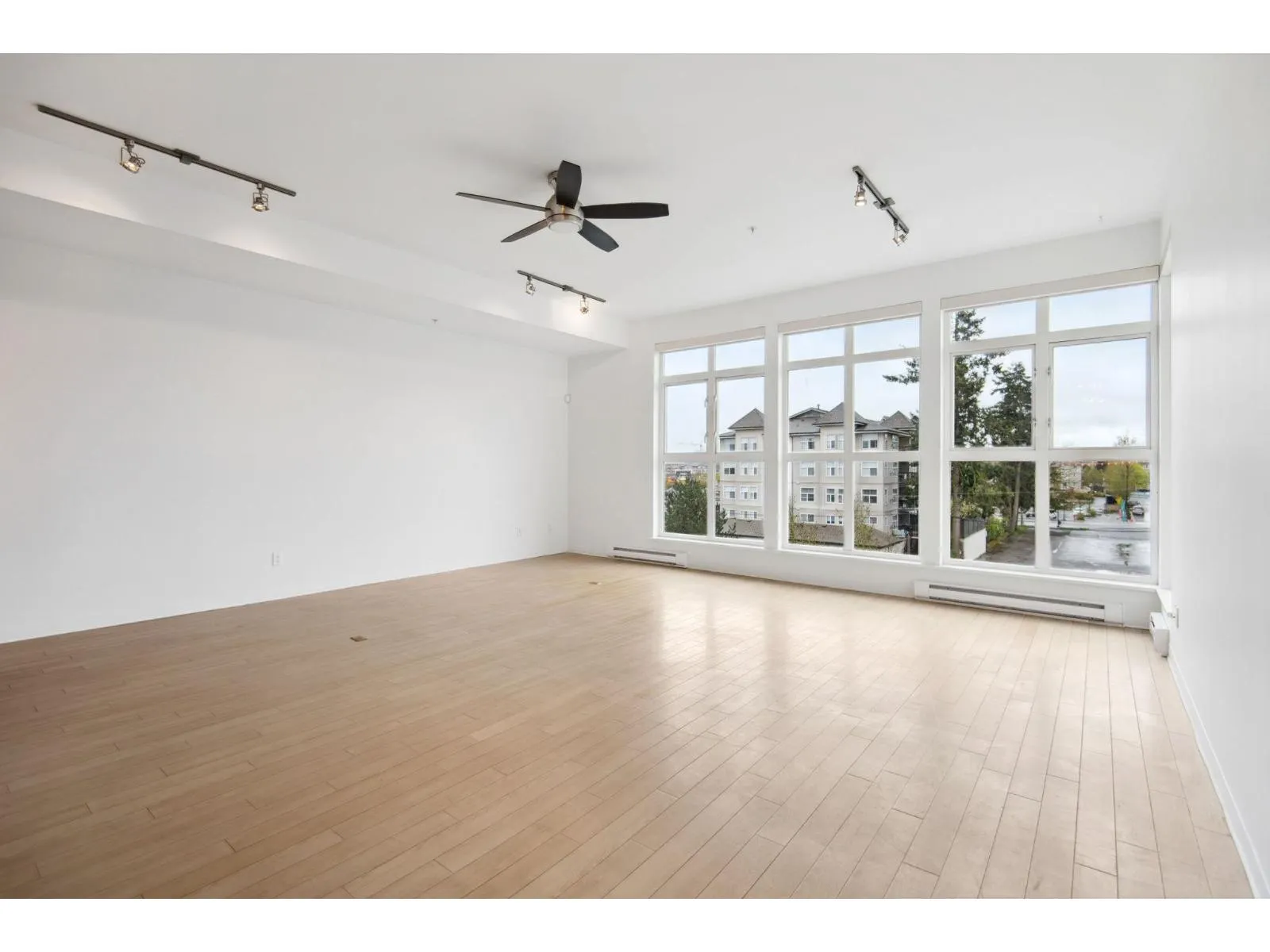 308 20238 FRASER HIGHWAY