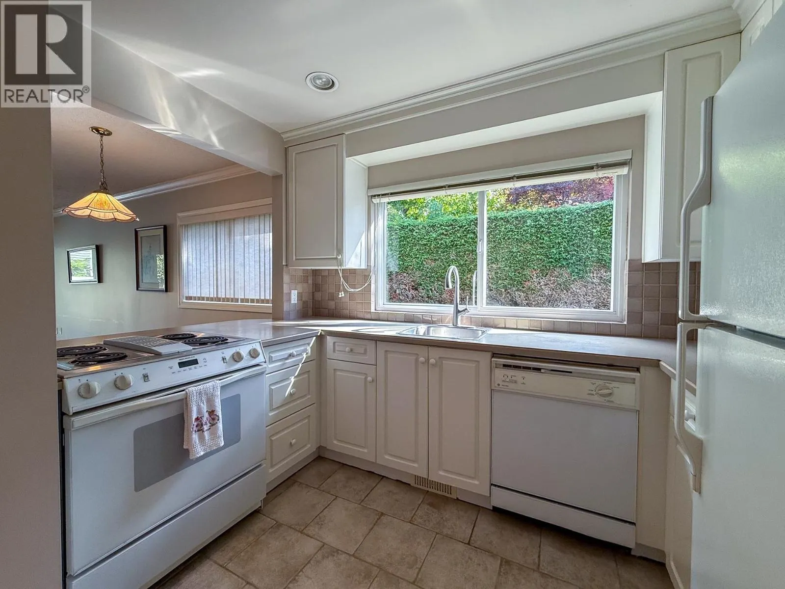 141 3031 WILLIAMS ROAD