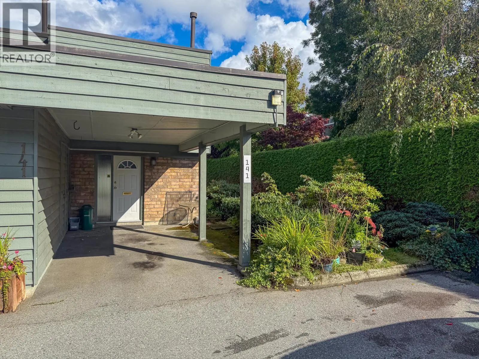 141 3031 WILLIAMS ROAD