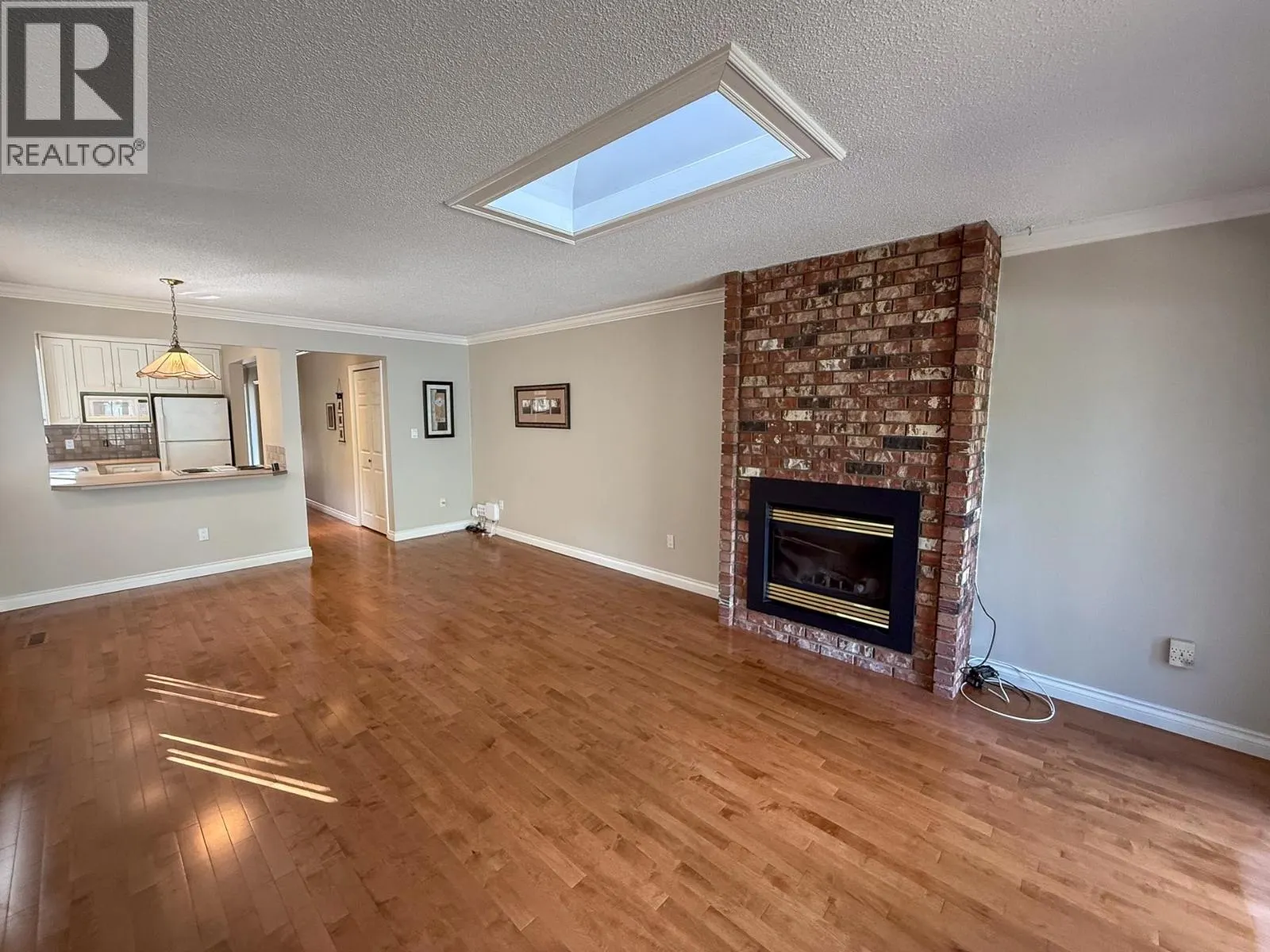 141 3031 WILLIAMS ROAD