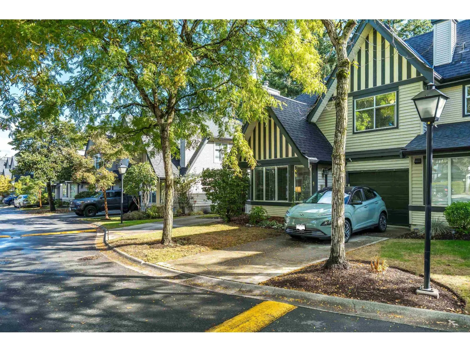 4 18883 65 AVENUE