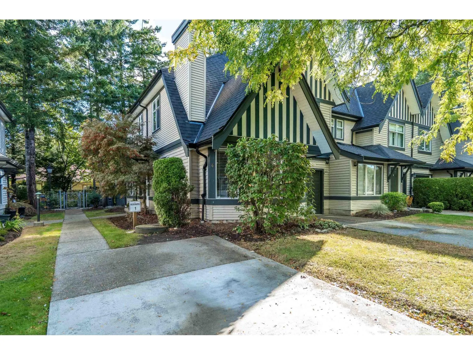 4 18883 65 AVENUE