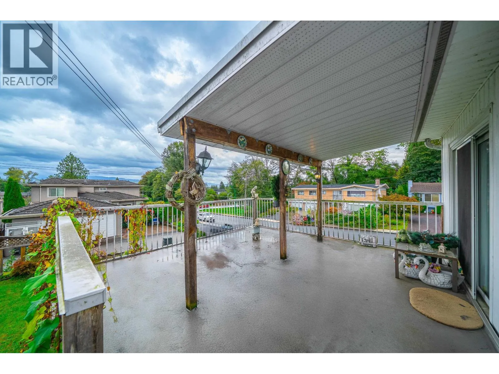4277 CASTLEWOOD CRESCENT