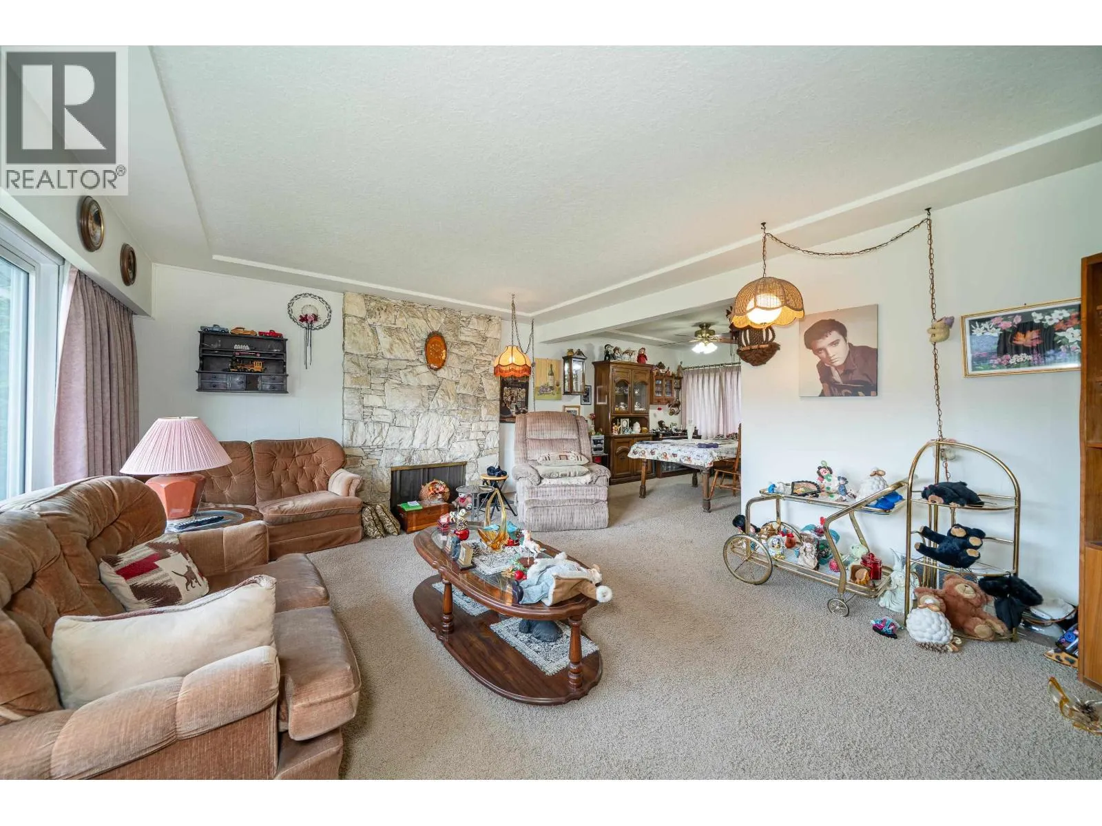 4277 CASTLEWOOD CRESCENT