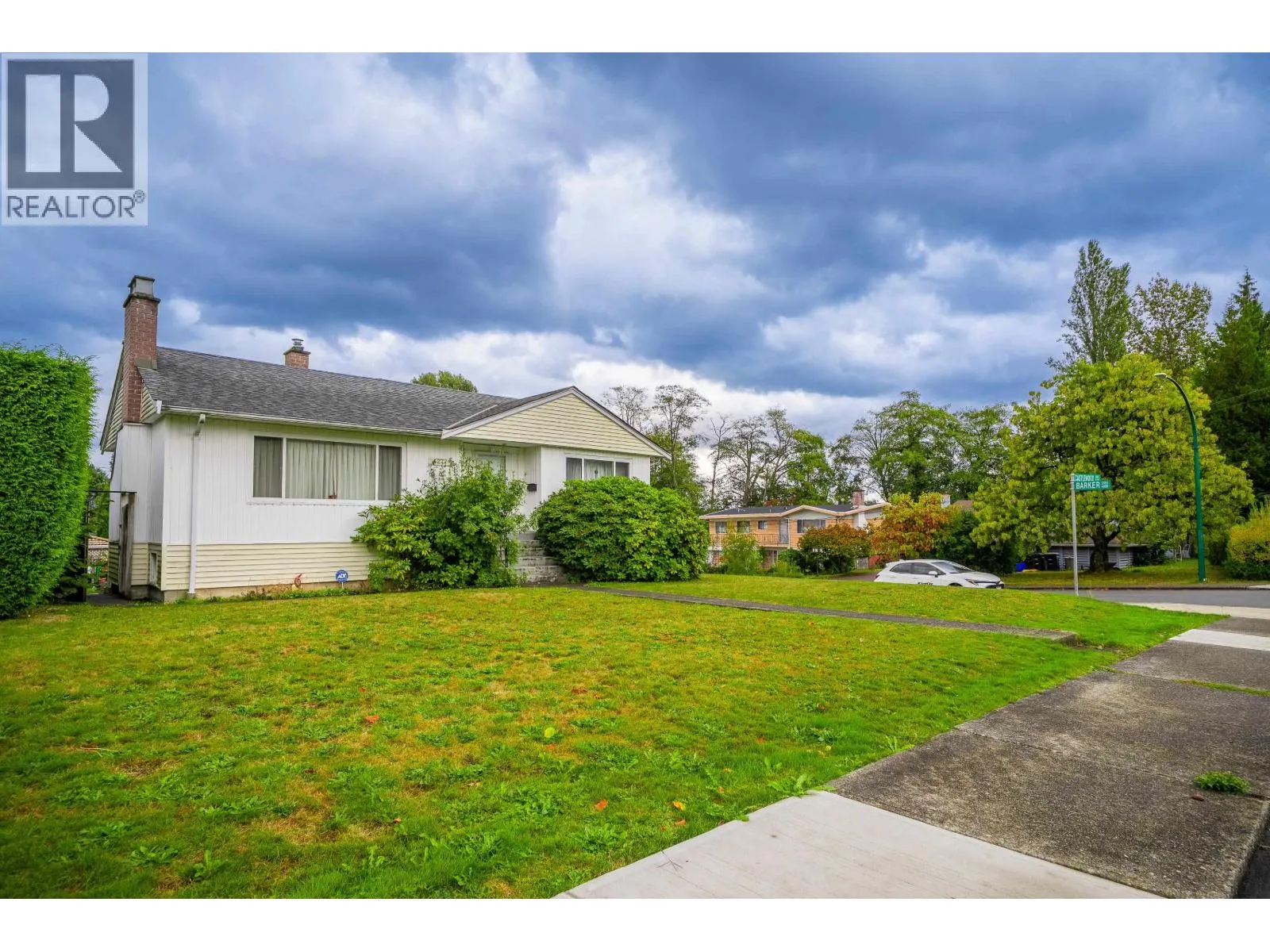 4277 CASTLEWOOD CRESCENT