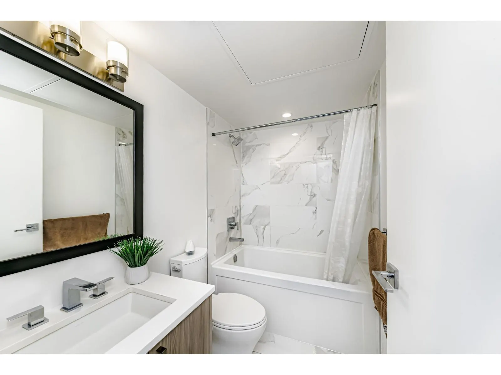 2809 13350 CENTRAL AVENUE