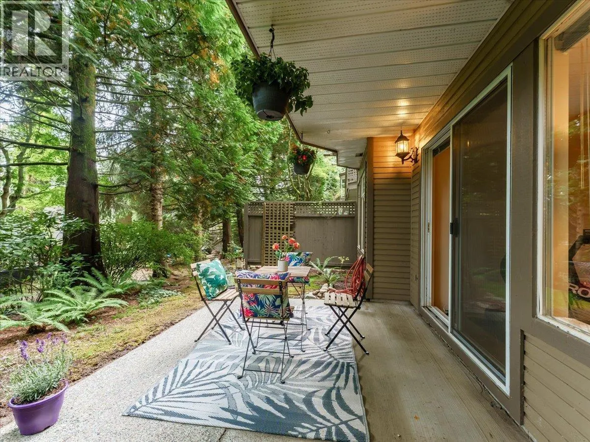 8804 ROBINS COURT