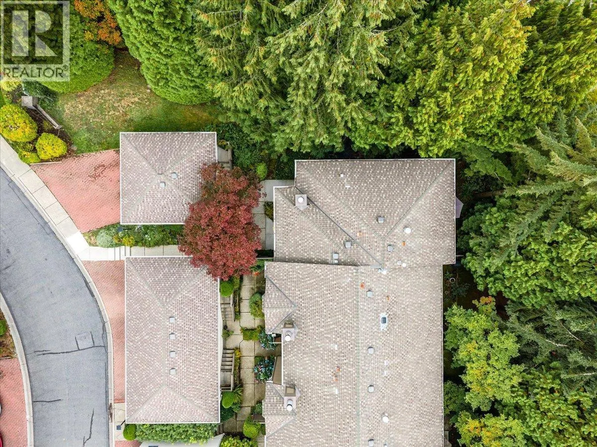 8804 ROBINS COURT