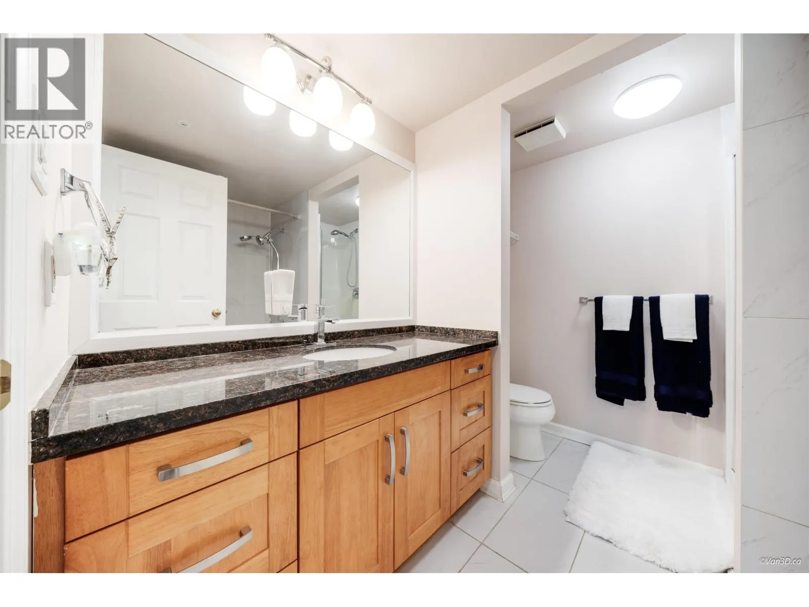 203 3070 GUILDFORD WAY