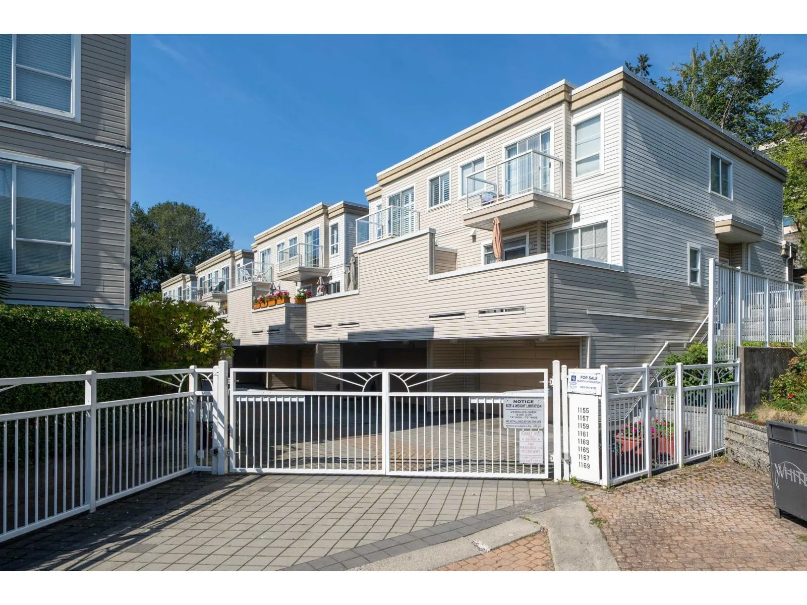 1159 VIDAL STREET