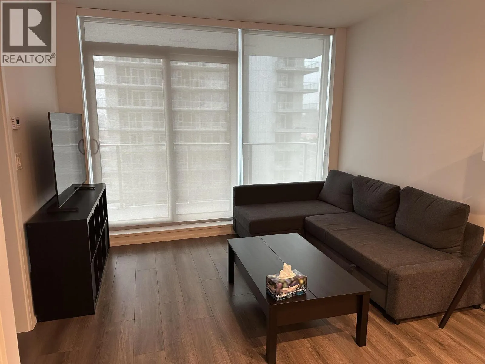 1311 3833 EVERGREEN PLACE