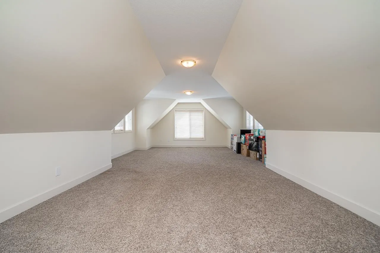 8512 BRADSHAW PLACE|Eastern Hillsides
