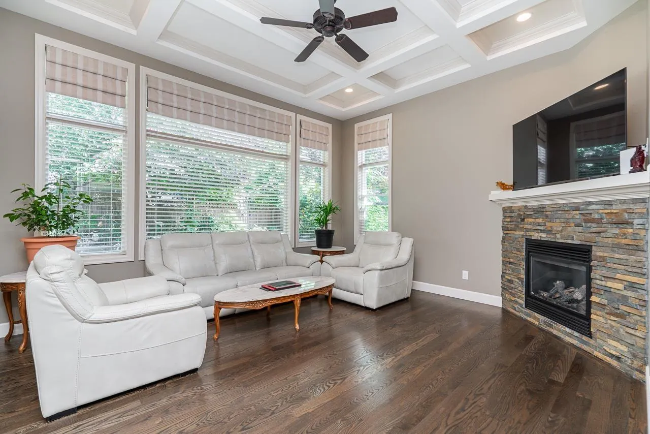 8512 BRADSHAW PLACE|Eastern Hillsides