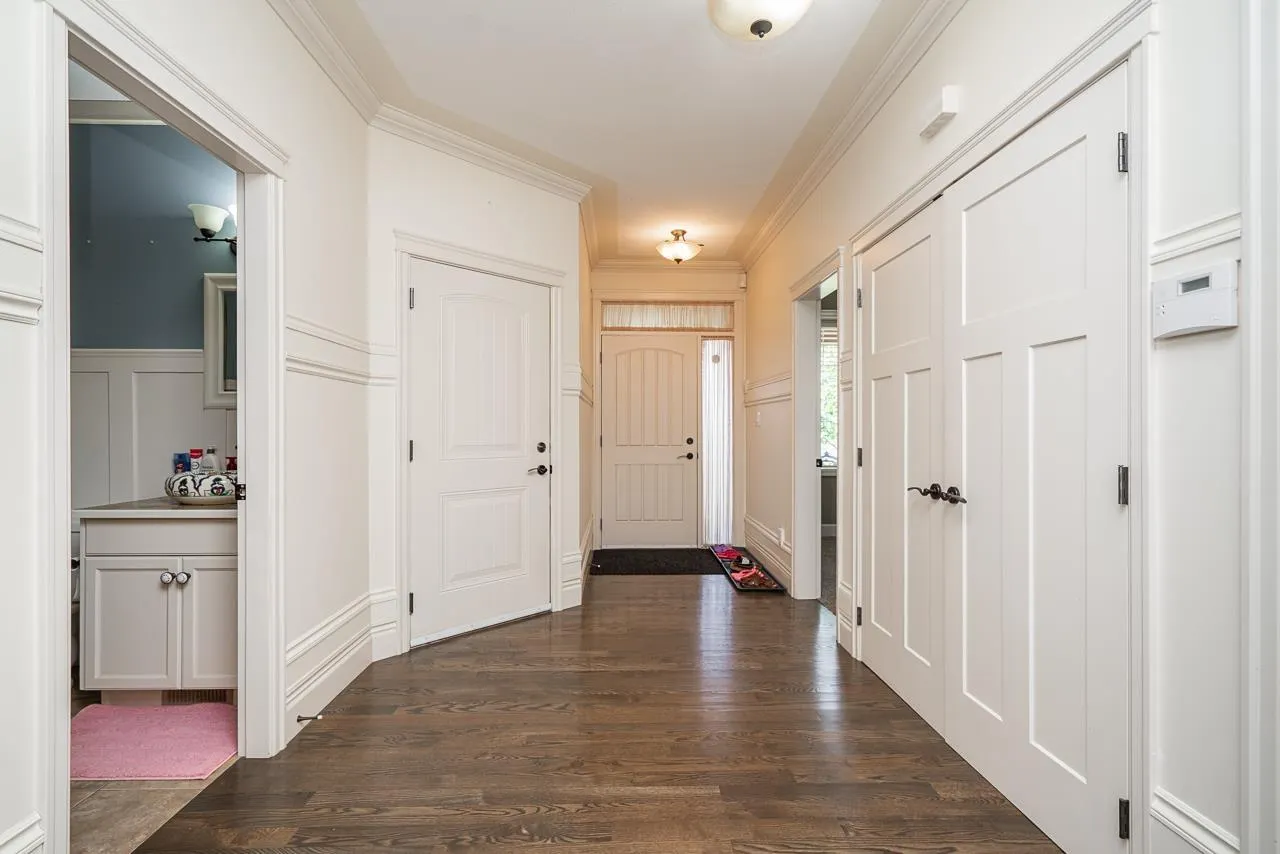8512 BRADSHAW PLACE|Eastern Hillsides