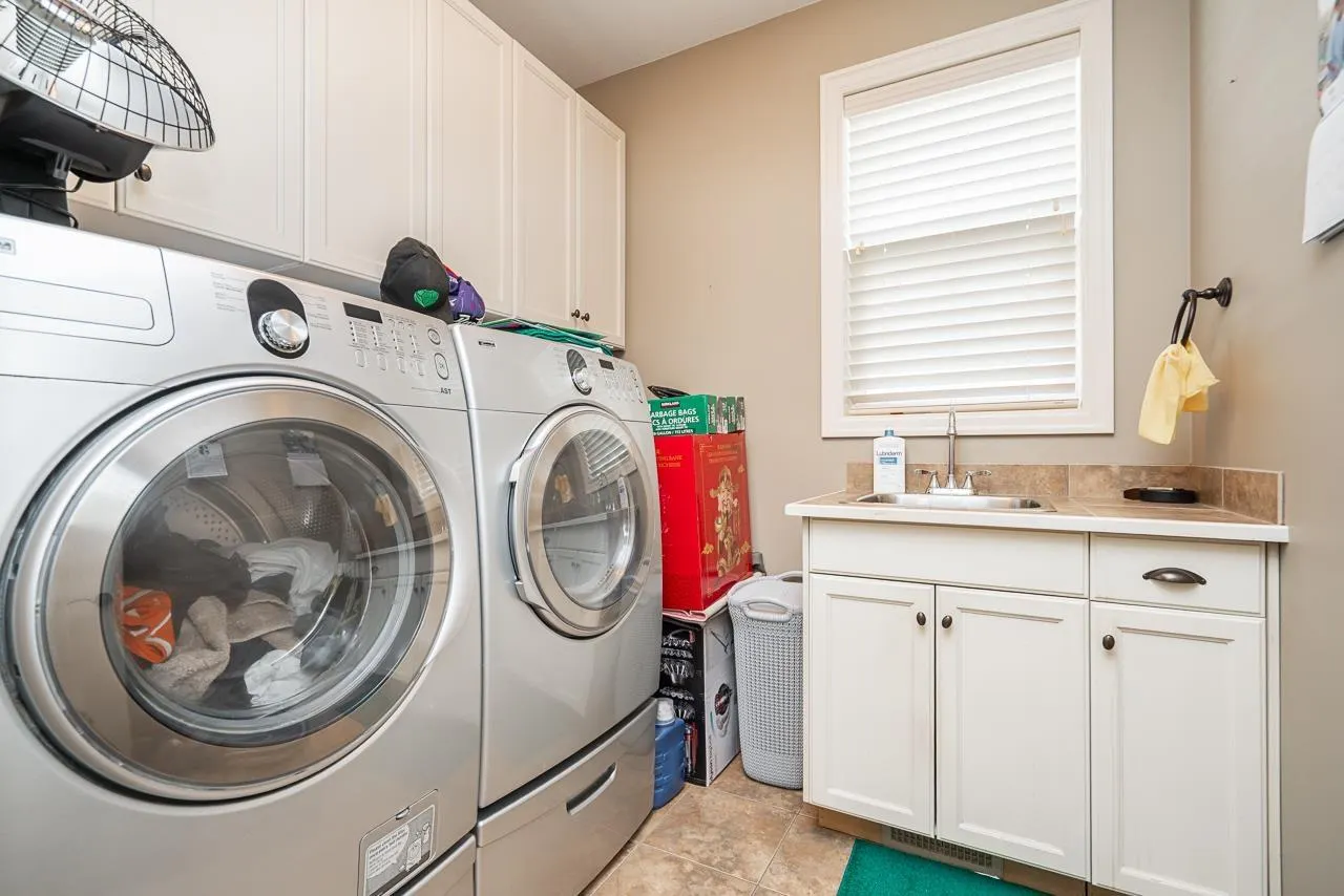 8512 BRADSHAW PLACE|Eastern Hillsides