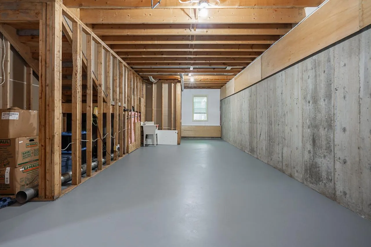 8512 BRADSHAW PLACE|Eastern Hillsides