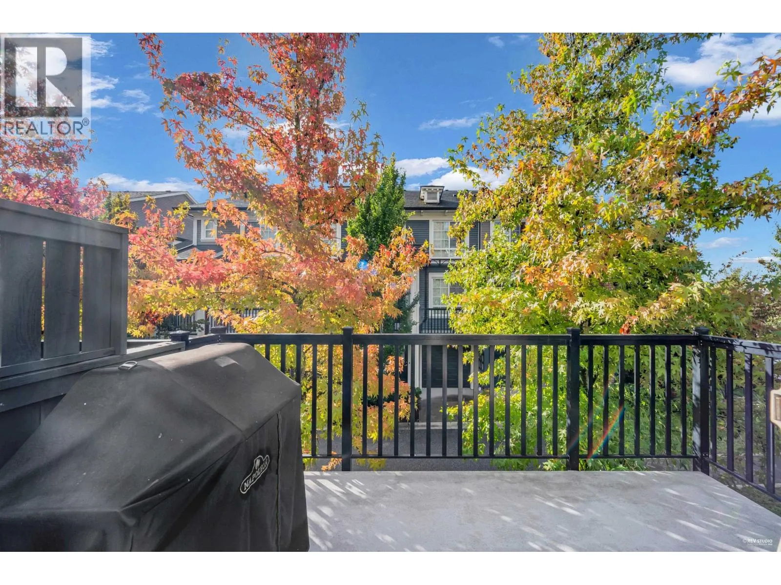 64 2423 AVON PLACE