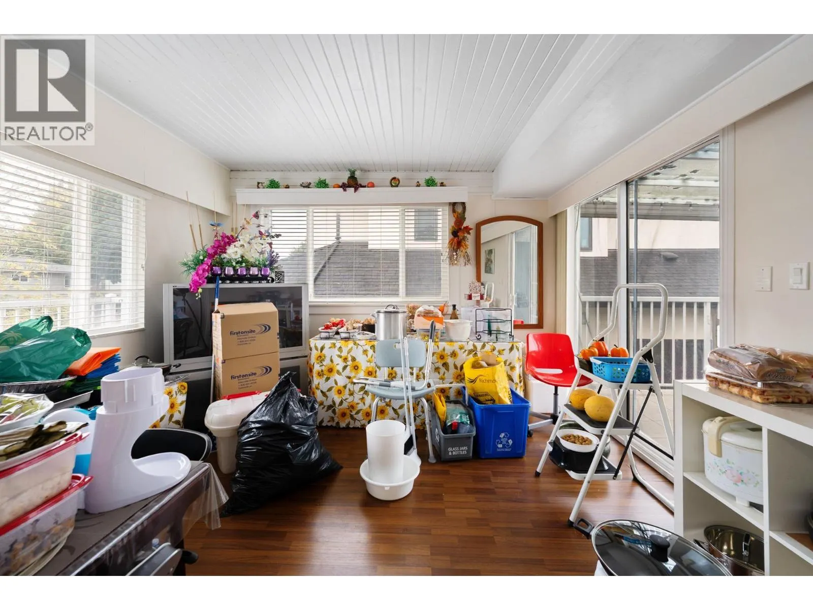 3391 BOWEN DRIVE