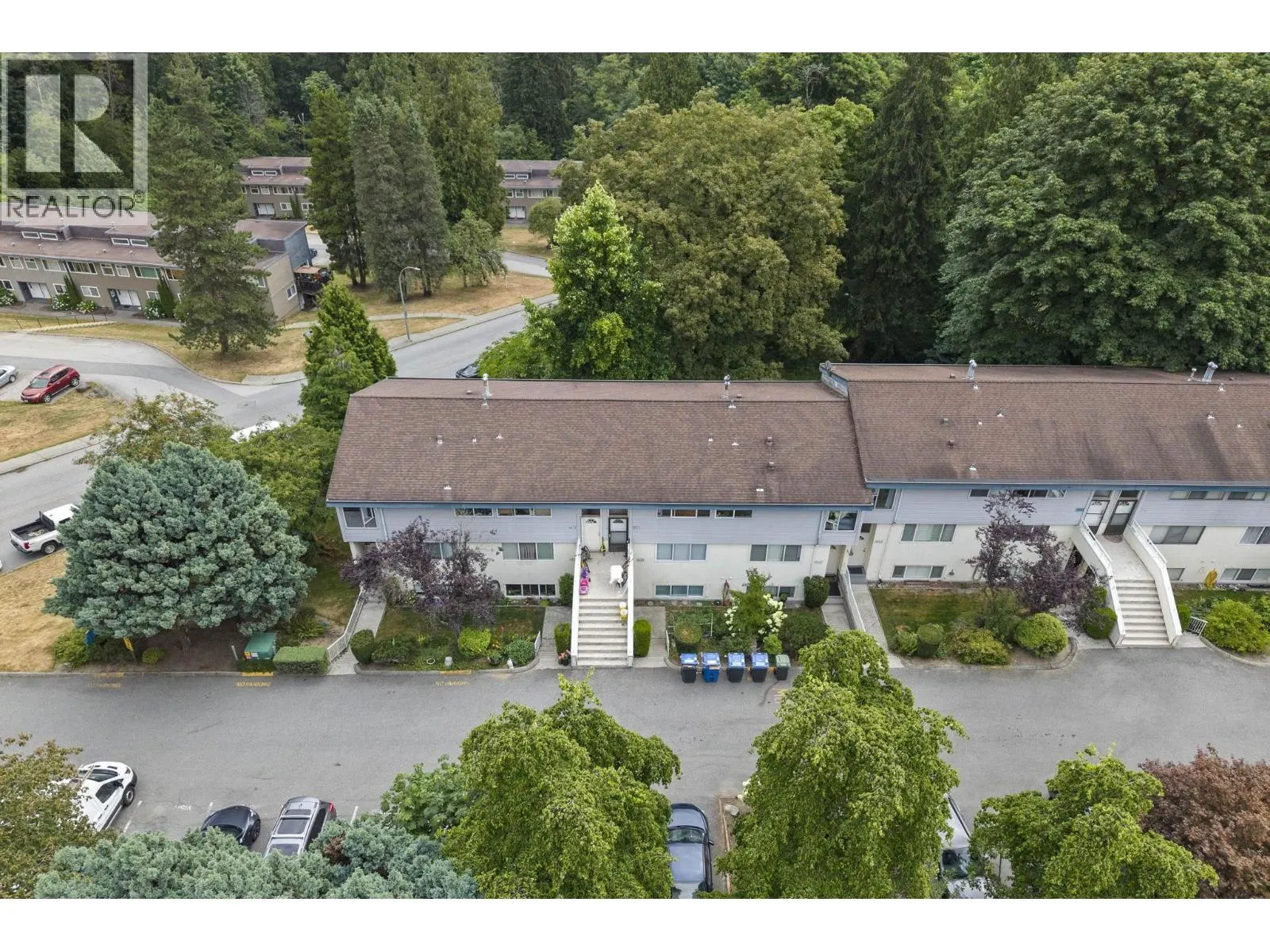 1035 CECILE DRIVE