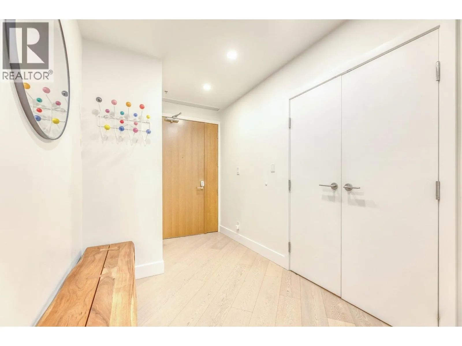 1702 1111 ALBERNI STREET