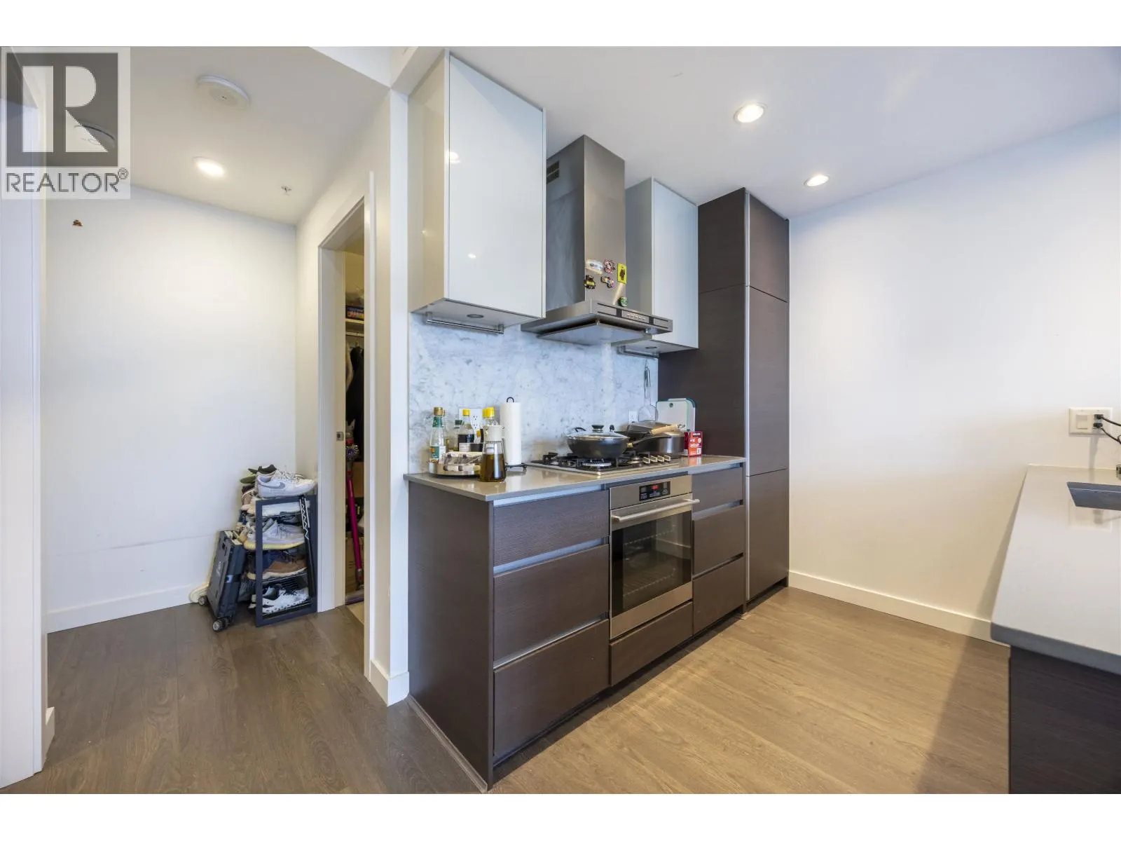 4001 4670 ASSEMBLY WAY