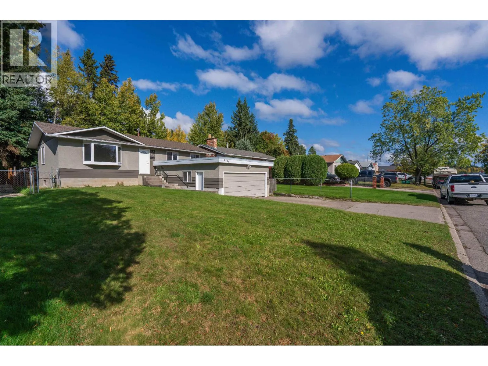 2426 LISGAR CRESCENT