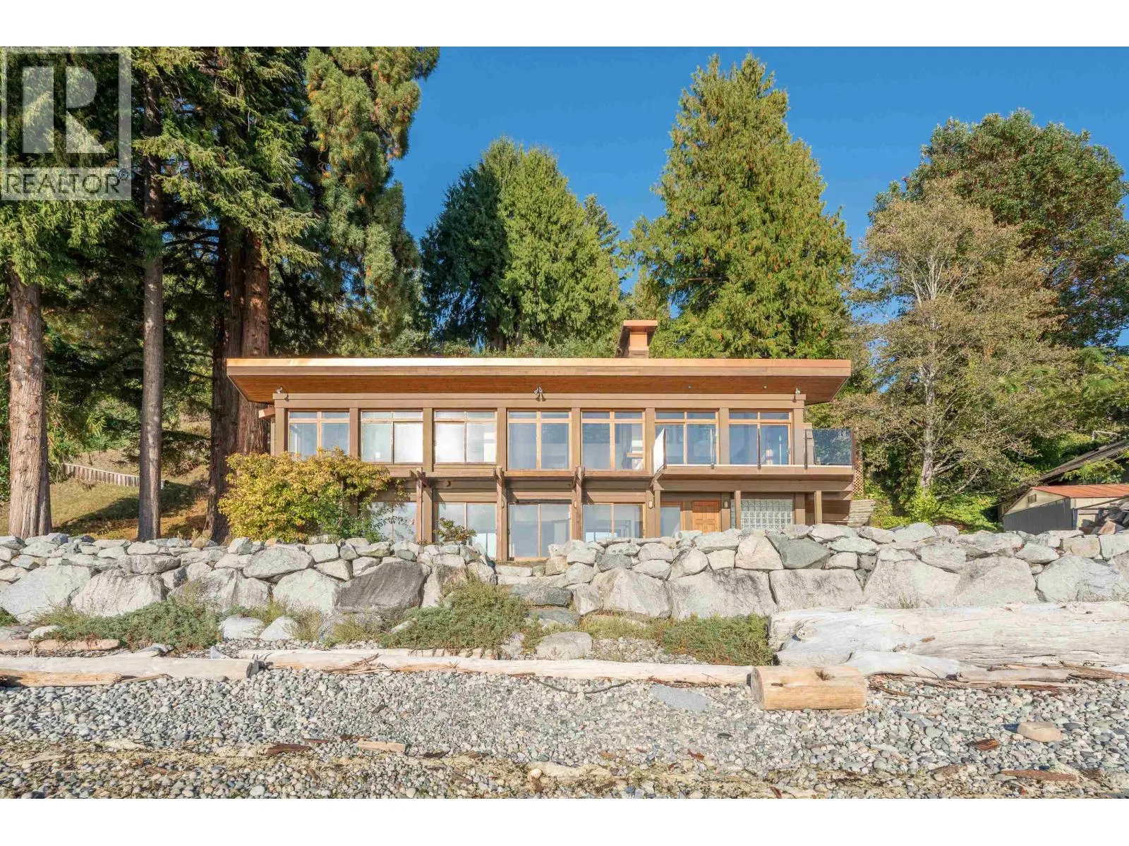 4893 SUNSHINE COAST HIGHWAY