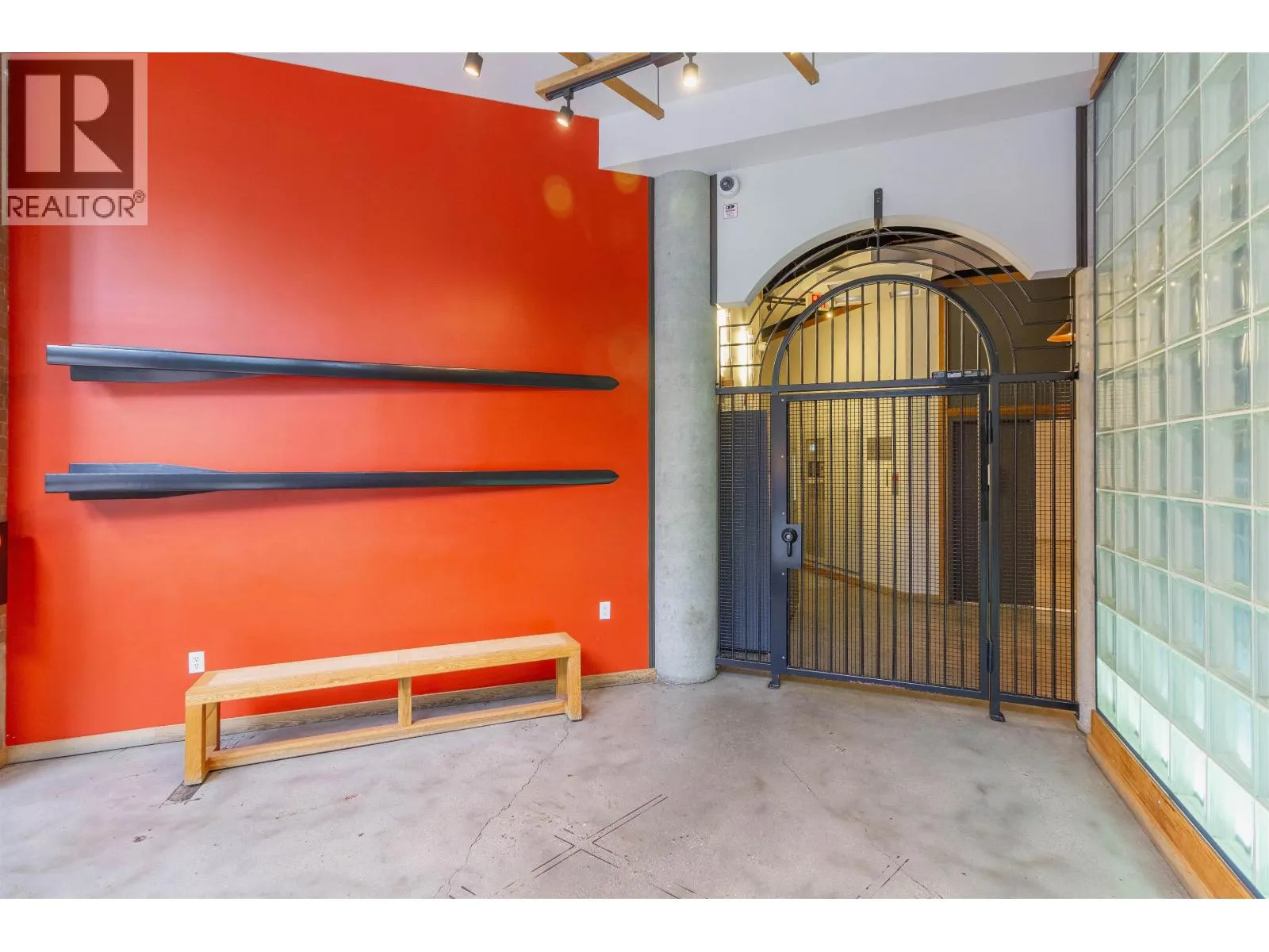 602 22 E CORDOVA STREET