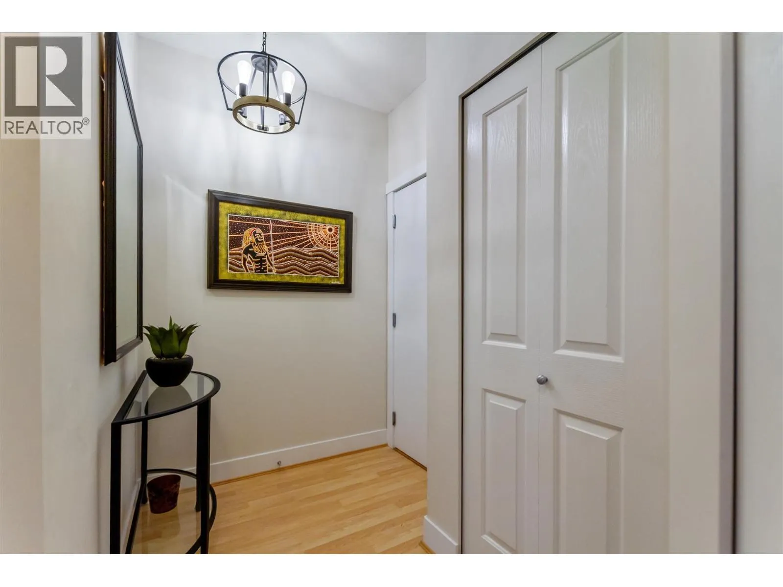 404 2388 WESTERN PARKWAY