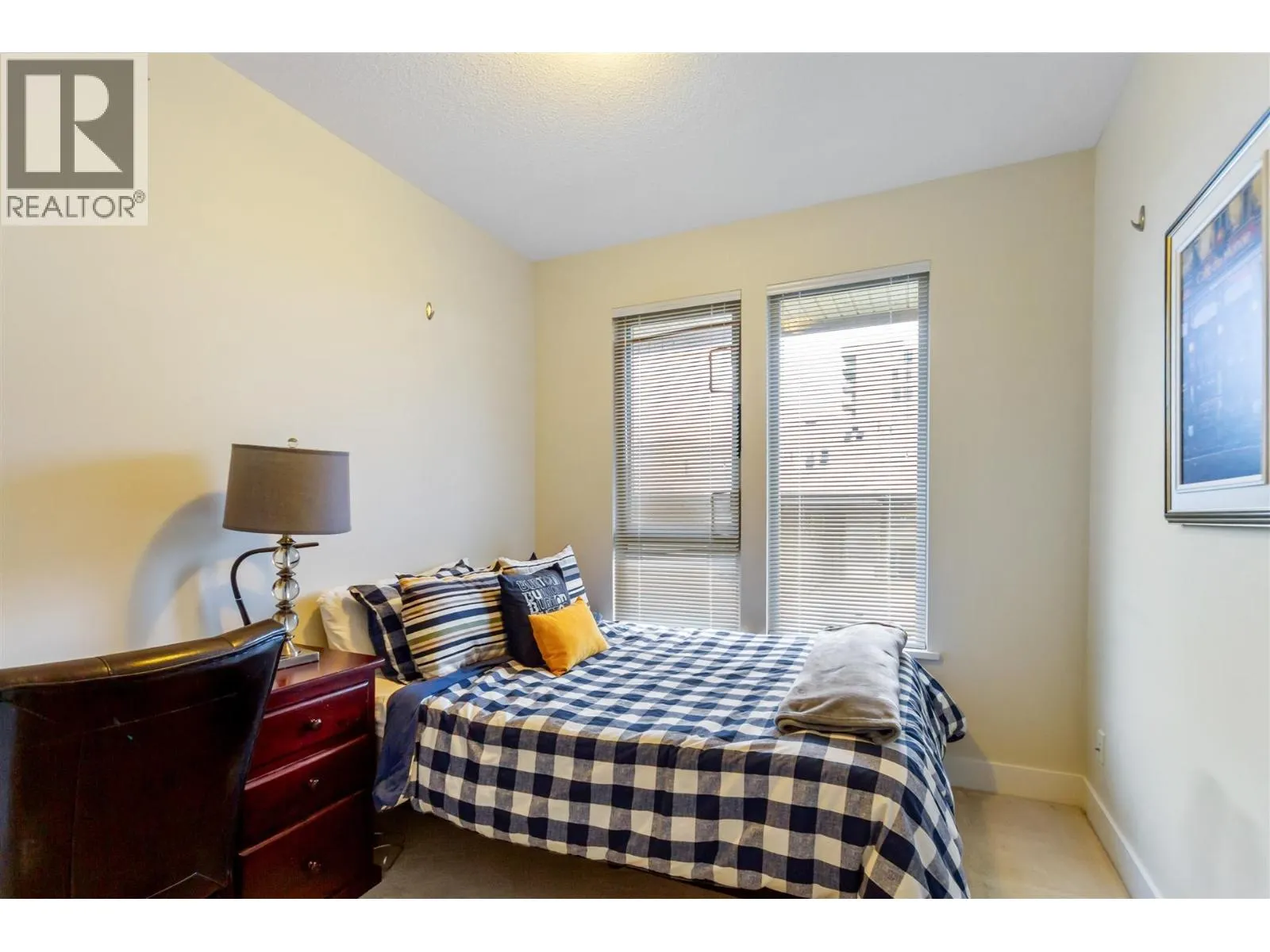 404 2388 WESTERN PARKWAY