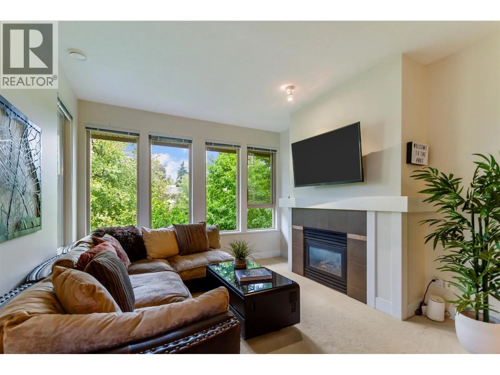 404 2388 WESTERN PARKWAY
