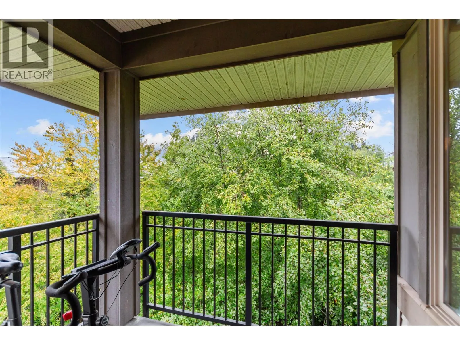 404 2388 WESTERN PARKWAY