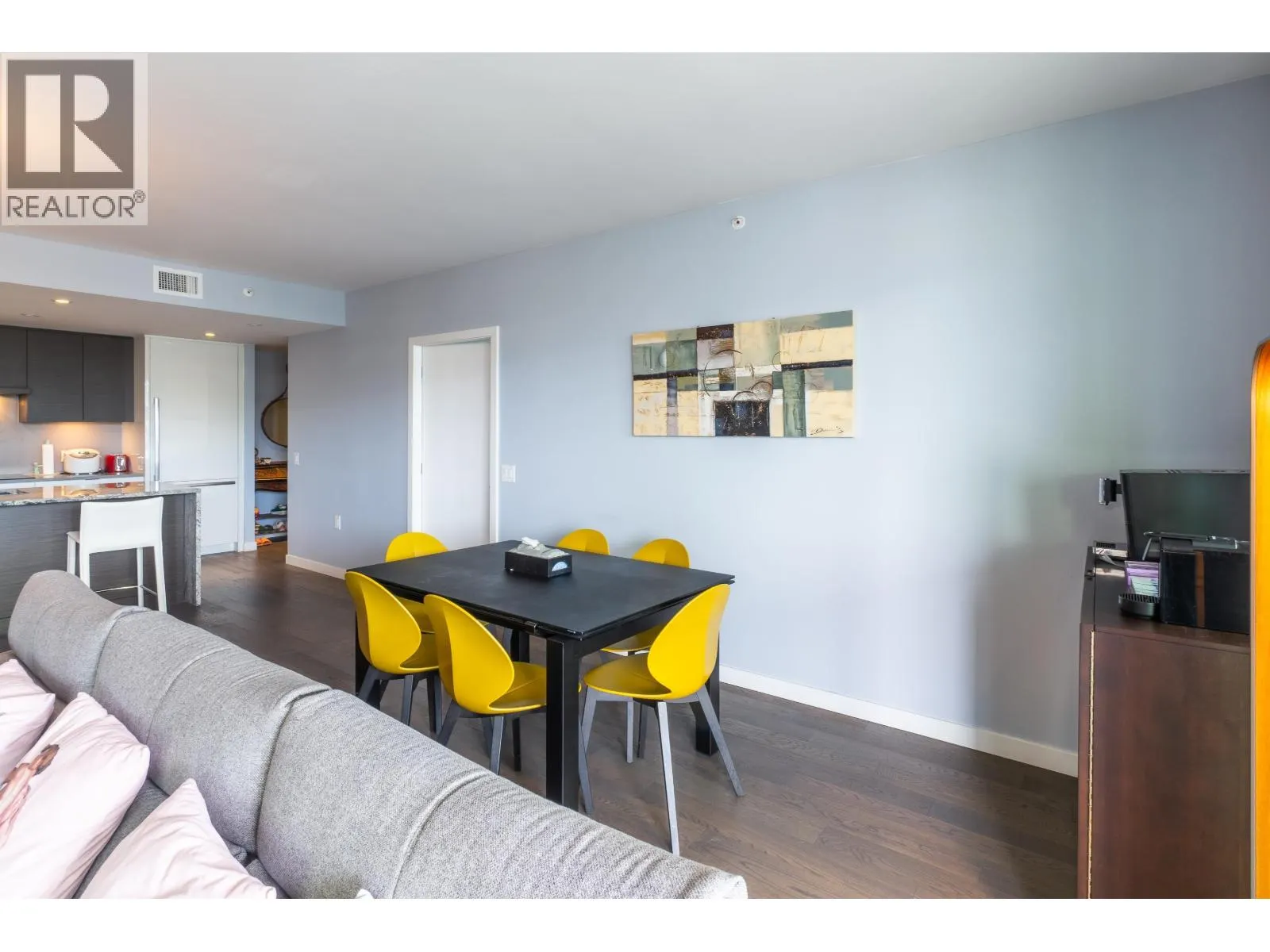 1106 1688 PULLMAN PORTER STREET