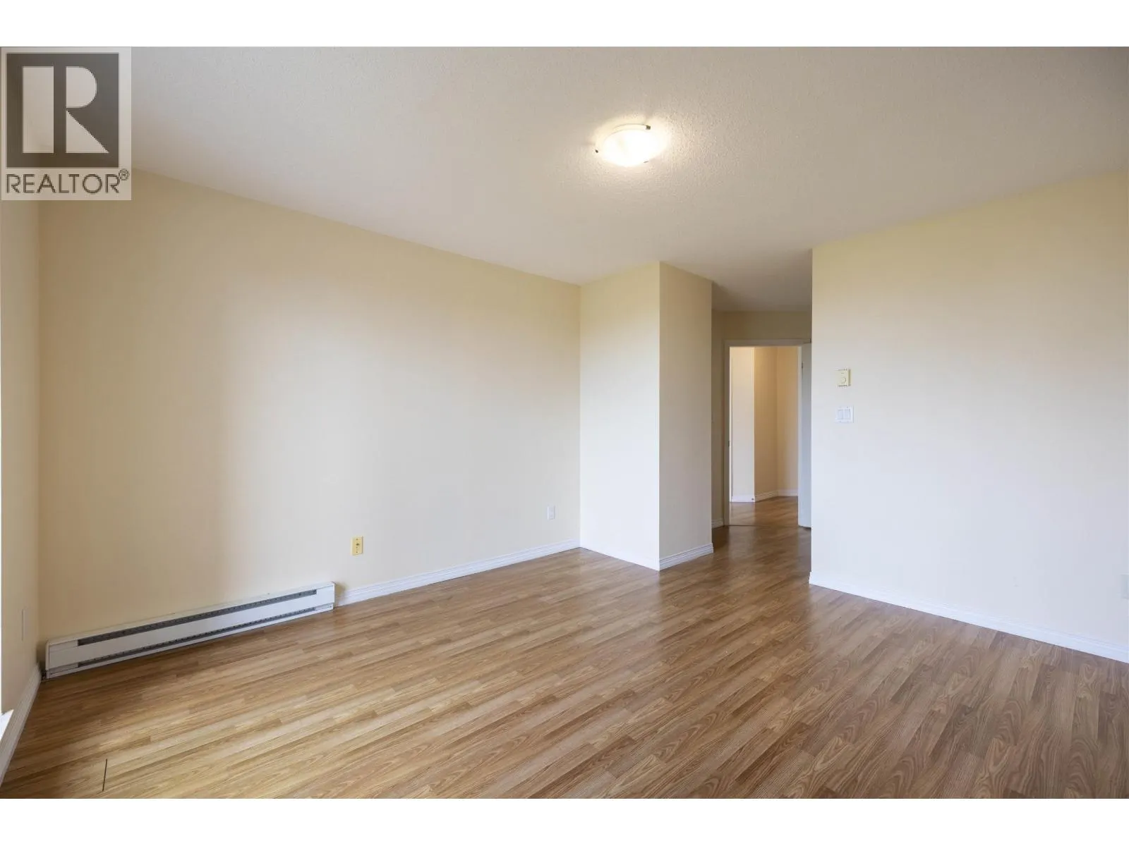 1001 5639 HAMPTON PLACE
