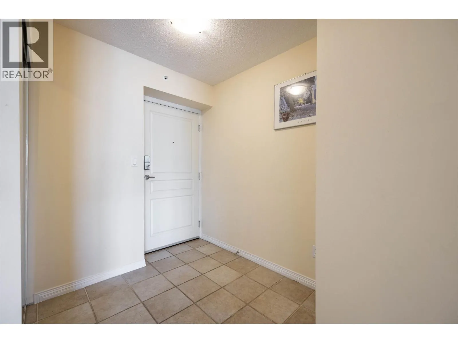 1001 5639 HAMPTON PLACE