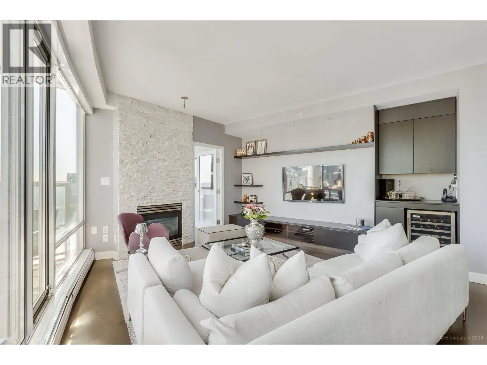2903 1201 MARINASIDE CRESCENT
