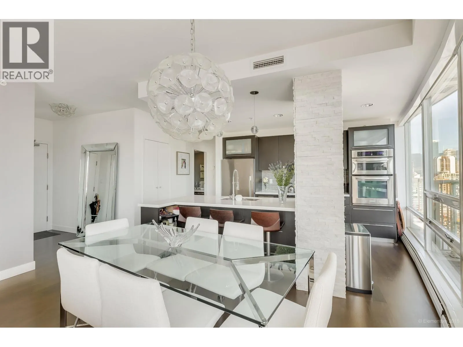 2903 1201 MARINASIDE CRESCENT