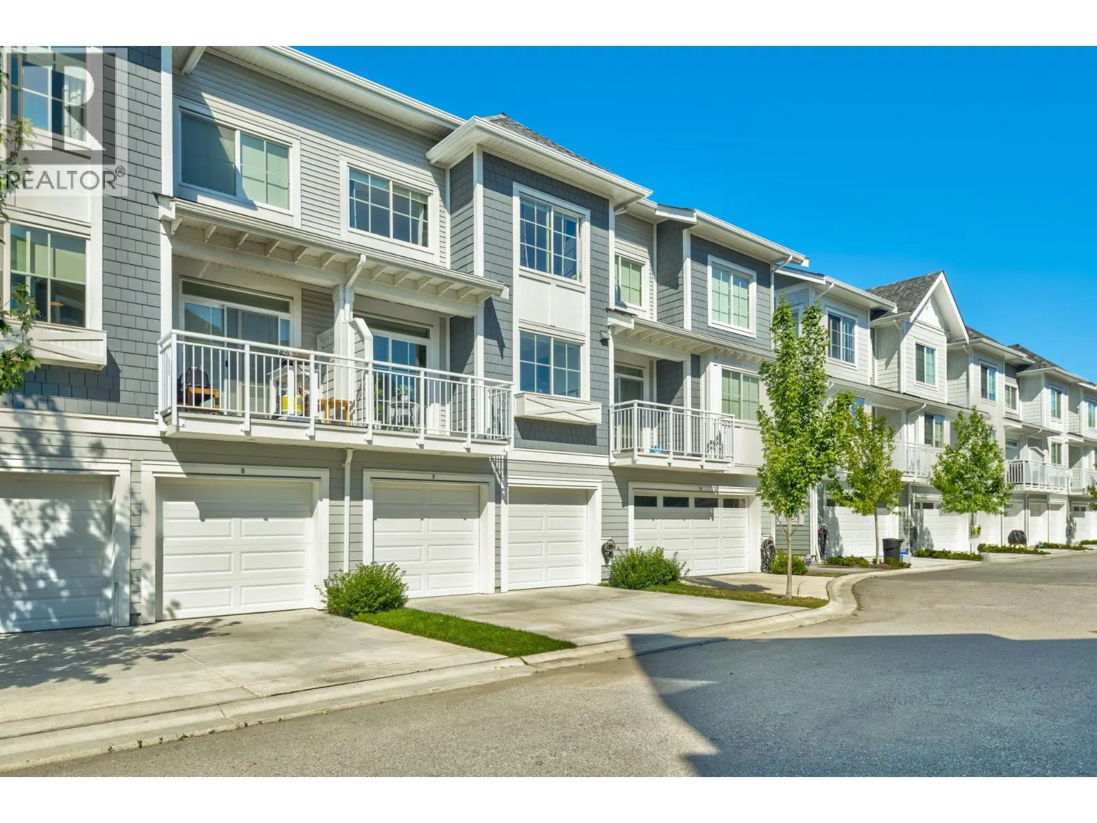 9 5311 ADMIRAL WAY