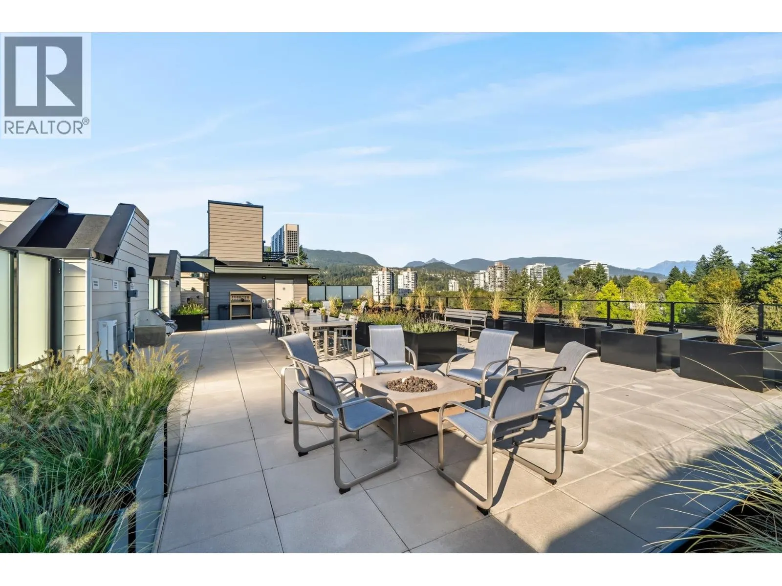 111 150 JAMES ROAD